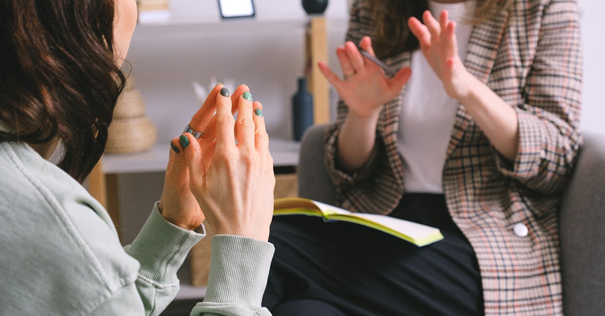 What is the cognitive communication approach?